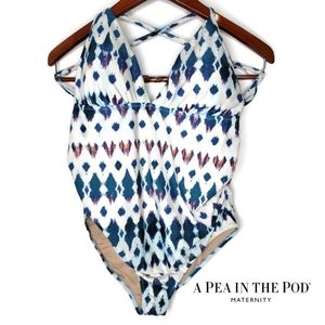 a pea in the pod maternity swim suit size medium. Kaleidoscope tie dye pattern.